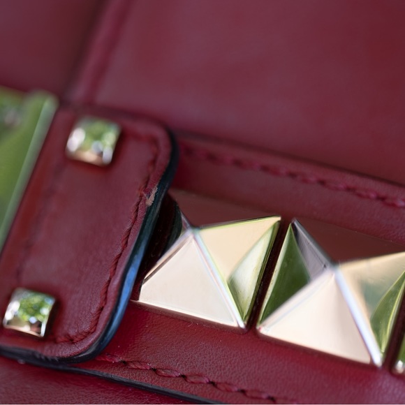 Valentino Rockstud Glamlock Crossbody - Picture 3 of 7